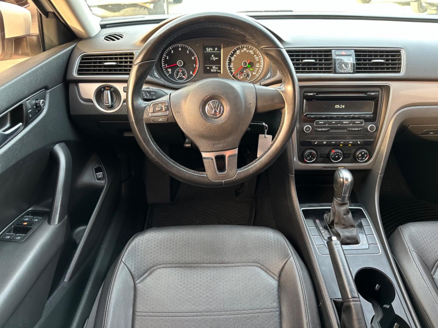 2014 White /Black Volkswagen Passat 1.8T S AT (1VWAS7A34EC) with an 1.8L L4 TURBO DIESEL engine, 6-Speed Automatic transmission, located at 1501 West 15th St., Houston, 77008, (713) 869-2925, 29.797941, -95.411789 - Photo#7